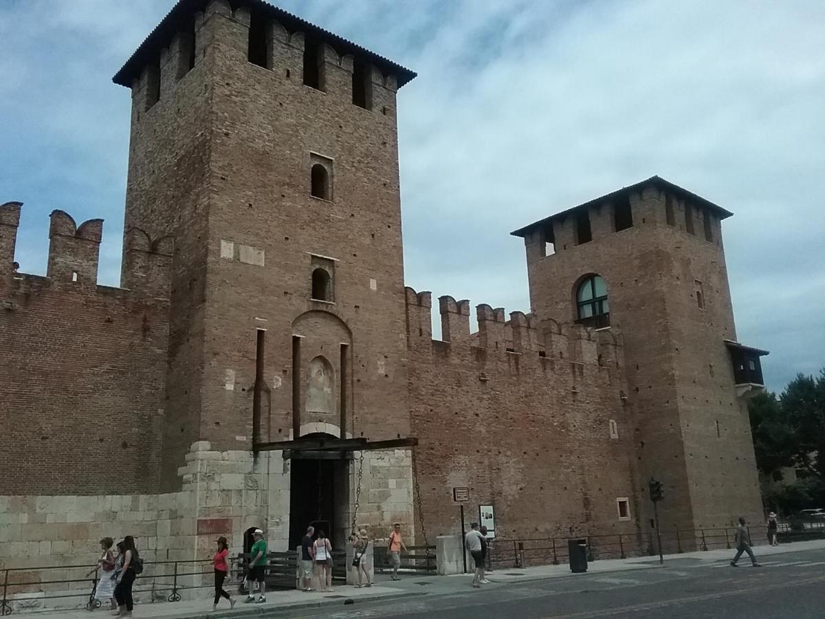Appartamento Filippo كاستلْنْيوفو ديل غارد المظهر الخارجي الصورة