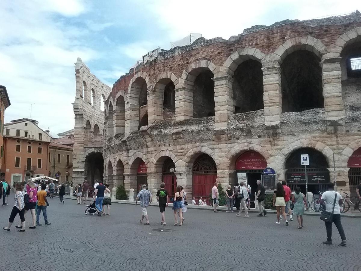 Appartamento Filippo كاستلْنْيوفو ديل غارد المظهر الخارجي الصورة